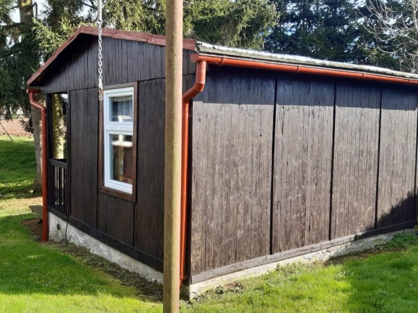 LEVNÉ UBYTOVÁNÍ U RYBNÍKA