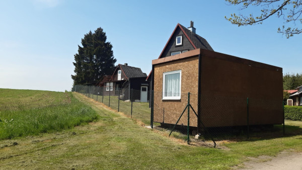 LEVNÁ CHATA U RYBNÍKA