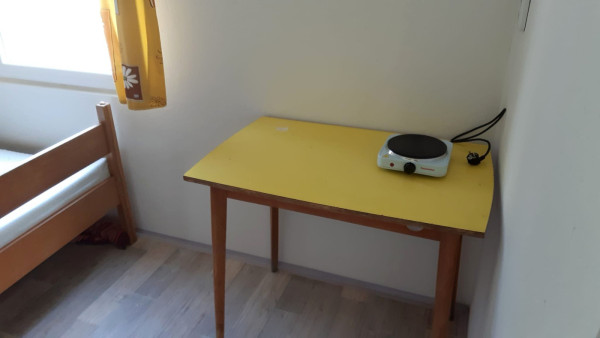 LEVNÁ CHATA U RYBNÍKA