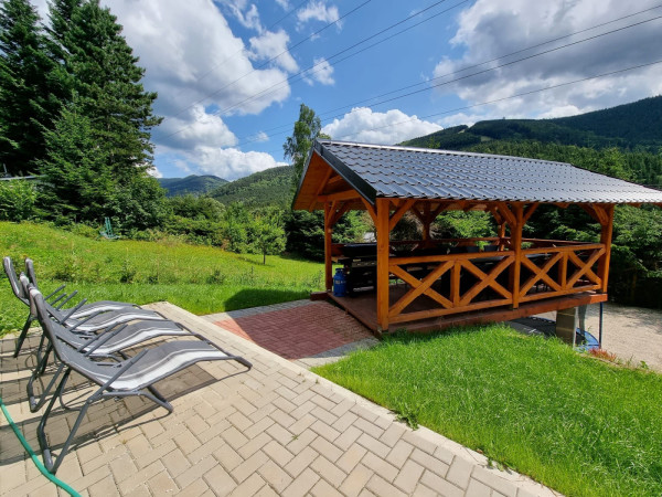 CHALUPA S INFRASAUNOU U LYŽAŘSKÉHO AREÁLU KOUTY NAD DESNOU