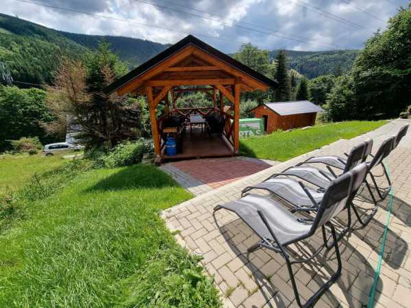 CHALUPA S INFRASAUNOU U LYŽAŘSKÉHO AREÁLU KOUTY NAD DESNOU