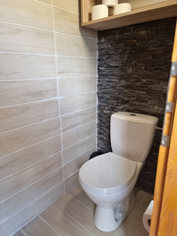 CHALUPA S INFRASAUNOU U LYŽAŘSKÉHO AREÁLU KOUTY NAD DESNOU