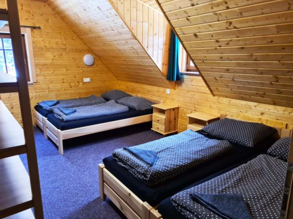 CHALUPA S INFRASAUNOU U LYŽAŘSKÉHO AREÁLU KOUTY NAD DESNOU