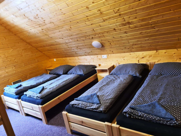 CHALUPA S INFRASAUNOU U LYŽAŘSKÉHO AREÁLU KOUTY NAD DESNOU