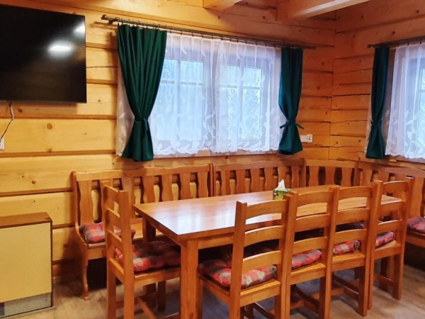 CHALUPA S INFRASAUNOU U LYŽAŘSKÉHO AREÁLU KOUTY NAD DESNOU