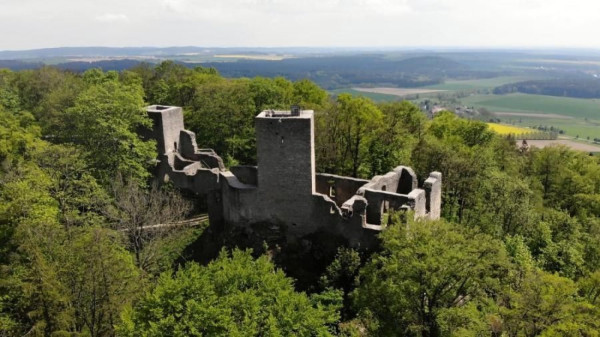 CHALUPA U HRADU CHOUSTNÍK JIŽNÍ ČECHY