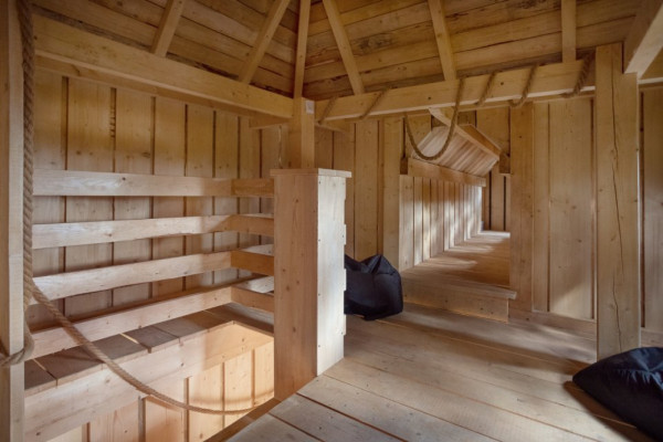 DĚTSKÝ SEN NA CHALUPĚ U LESA