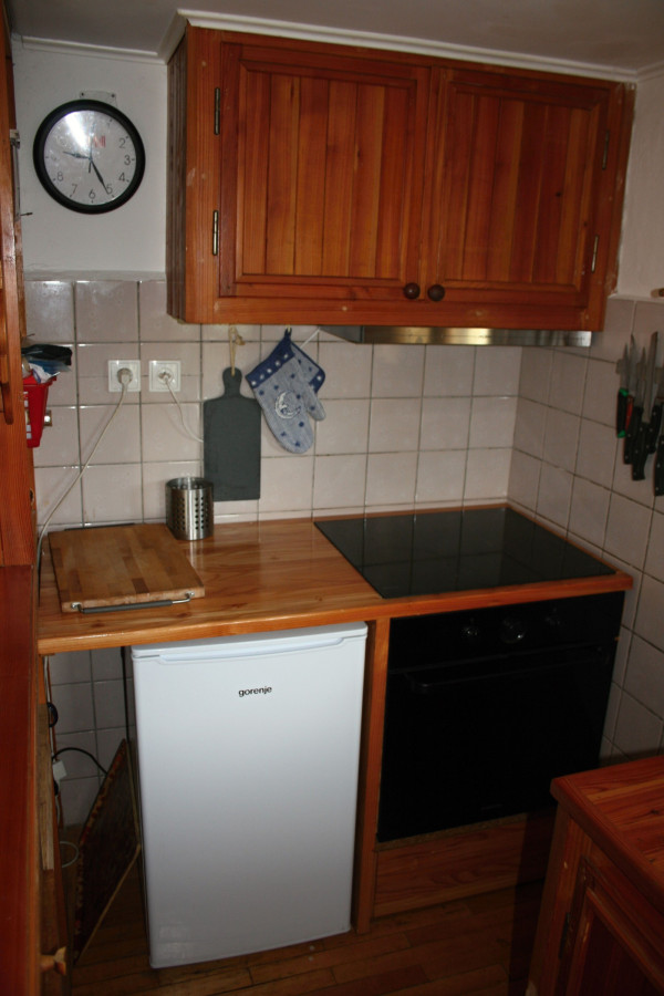 LETNÍ CHALUPA U ŘEKY OHŘE