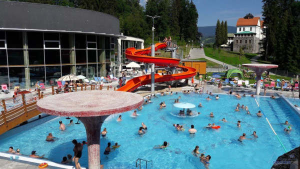 LEVNÉ UBYTOVÁNÍ KOUTY NAD DESNOU