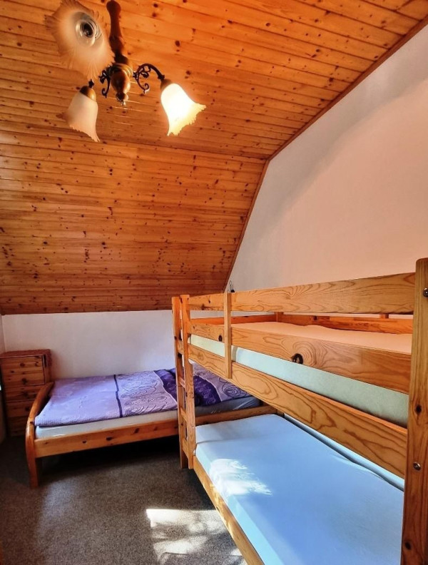 LEVNÉ UBYTOVÁNÍ KOUTY NAD DESNOU