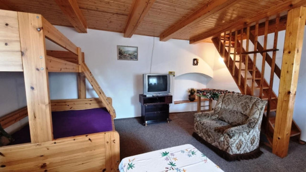 LEVNÉ UBYTOVÁNÍ KOUTY NAD DESNOU