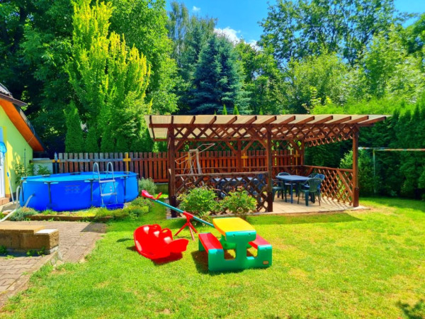 LEVNÉ UBYTOVÁNÍ KOUTY NAD DESNOU