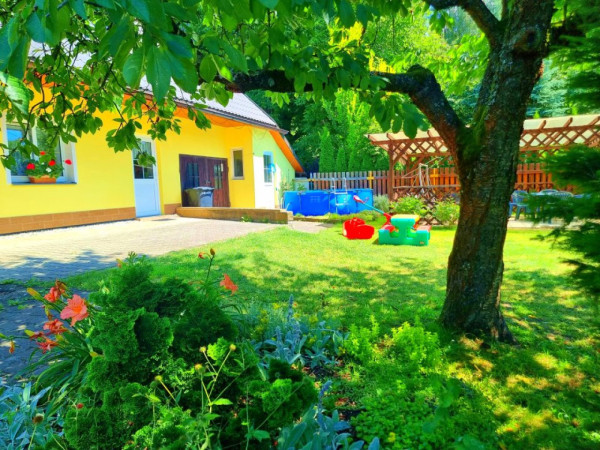 LEVNÉ UBYTOVÁNÍ KOUTY NAD DESNOU