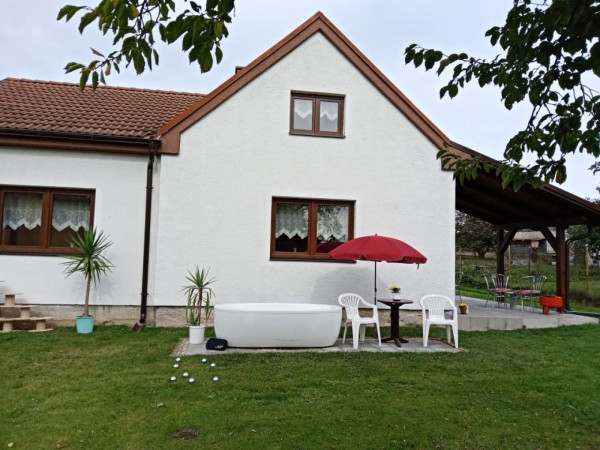 UBYTOVÁNÍ JIŽNÍ ČECHY