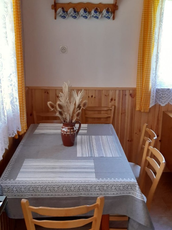 CHATA K PRONAJMUTÍ JIŽNÍ ČECHY