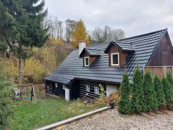 ROMANTICKÁ CHALOUPKA PRO RODINY S DĚTMI