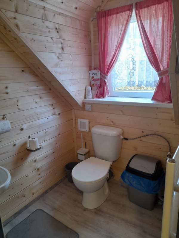 ROMANTICKÁ CHALOUPKA PRO RODINY S DĚTMI