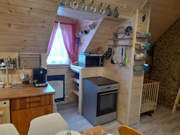 ROMANTICKÁ CHALOUPKA PRO RODINY S DĚTMI