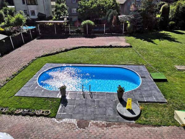 Rekreační dům DŮM S VELKÝM BAZÉNEM ČESKÁ LÍPA - chatachalupa.cz