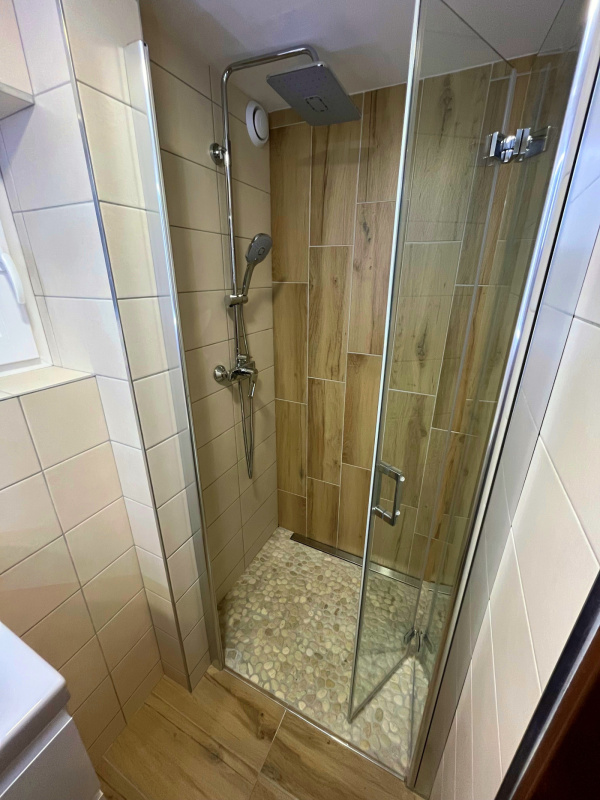 CHALUPA K PRONÁJMU S BAZÉNEM V ČESKÉM RÁJI