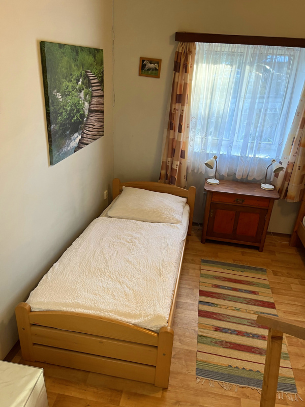 CHALUPA K PRONÁJMU S BAZÉNEM V ČESKÉM RÁJI