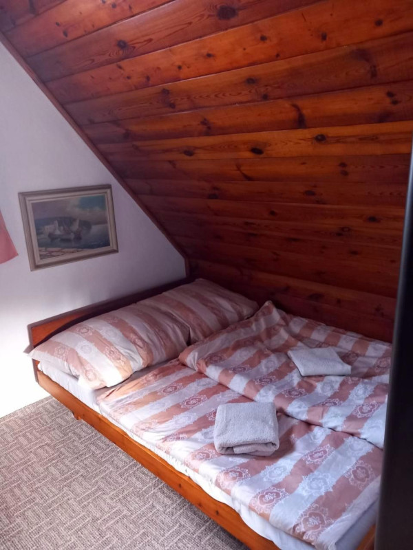 LETNÍ CHATA PRO RODINU 