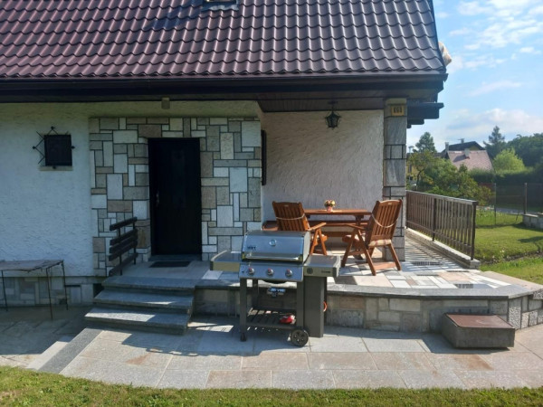 LETNÍ CHATA PRO RODINU 