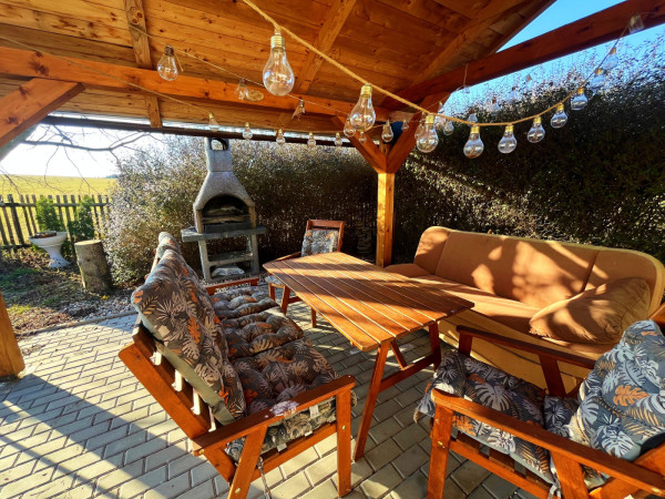 Chalupa CHALUPA S BAZÉNEM DĚTENICE