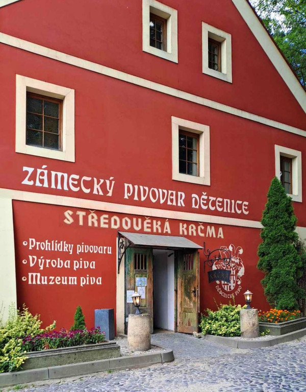 CHALUPA PRO RODINU S DĚTMI ČESKÝ RÁJ