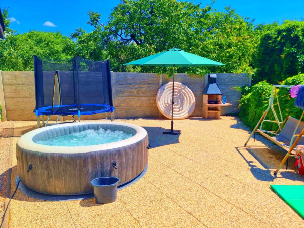 Chata Chata Velké Losiny s vířivkou a trampolínou - chatachalupa.cz