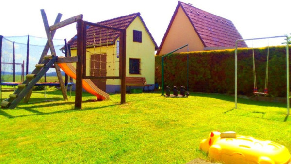 LEVNÁ CHATA S KRBEM JIŽNÍ ČECHY