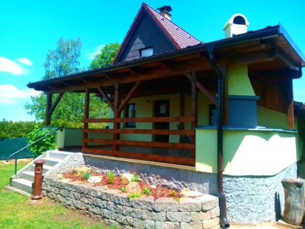 LEVNÁ CHATA S KRBEM JIŽNÍ ČECHY