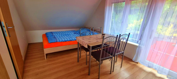 CHALUPA PRO RODINY S DĚTMI