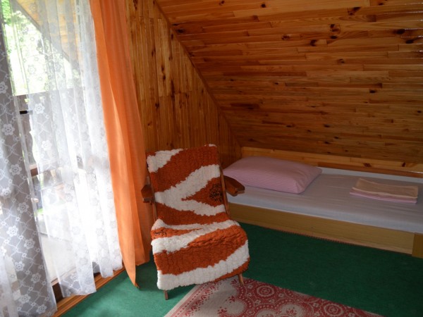 PRONÁJEM CHATY S KRBEM