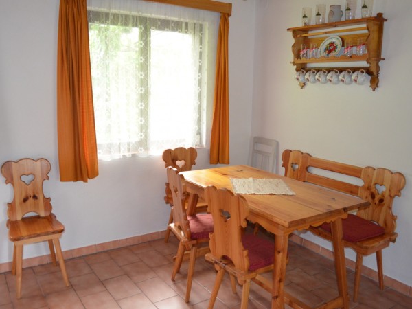 PRONÁJEM CHATY S KRBEM