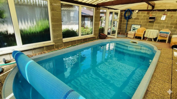 Apartmán RODINNÝ APARTMÁN POHLEDEC S BAZÉNEM - chatachalupa.cz