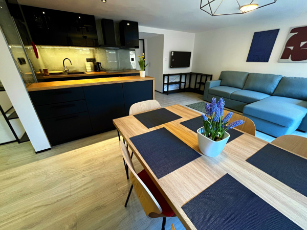 NOVÉ WELLNESS UBYTOVÁNÍ  U JIČÍNA