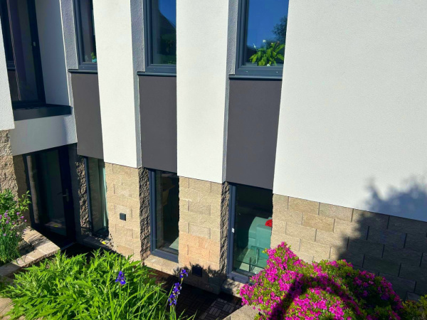 NOVÉ WELLNESS UBYTOVÁNÍ  U JIČÍNA