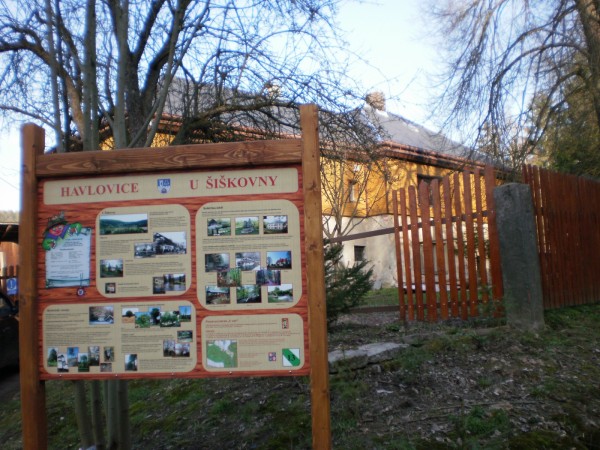 PRONÁJEM CHALUPY S BAZÉNEM I VÍŘIVÝM SUDEM