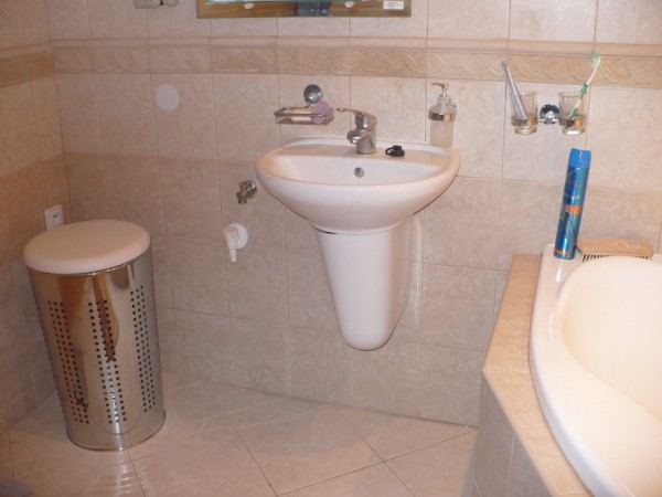 PRONÁJEM CHALUPY S BAZÉNEM I VÍŘIVÝM SUDEM