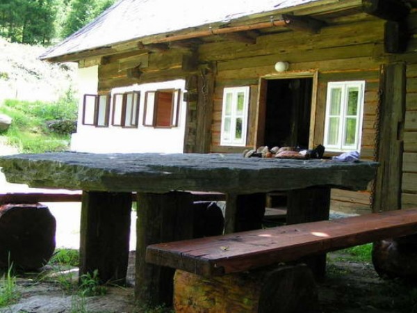 CHALUPY K PRONAJMUTÍ V JESENÍKÁCH