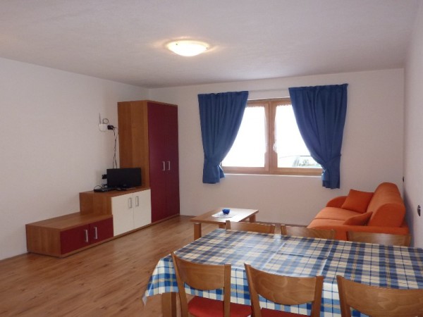 APARTMÁNY U VLEKU