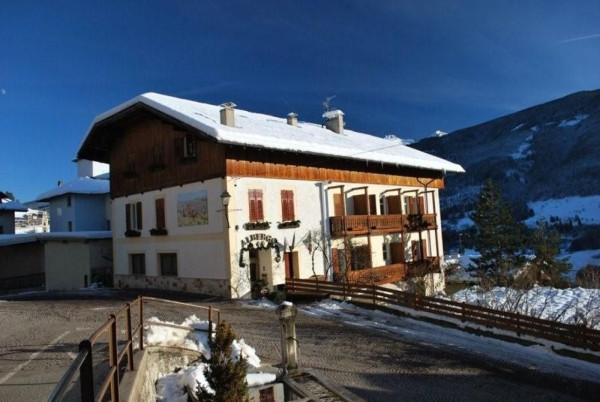 HOTEL S POLOPENZÍ 5 KM OD SJEZDOVKY