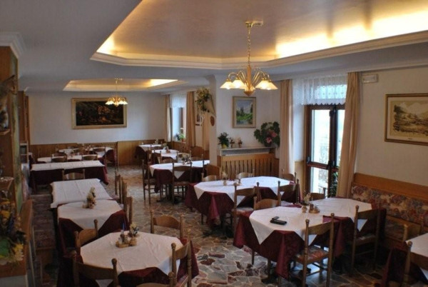 HOTEL S POLOPENZÍ 5 KM OD SJEZDOVKY