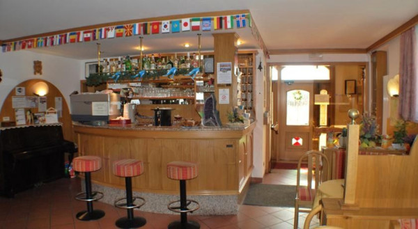 HOTEL S POLOPENZÍ 5 KM OD SJEZDOVKY