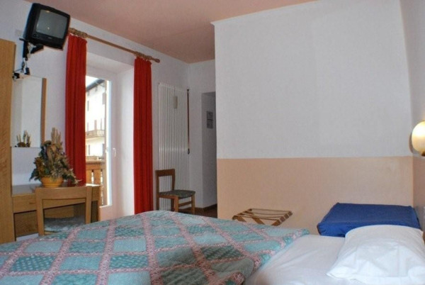 HOTEL S POLOPENZÍ 5 KM OD SJEZDOVKY