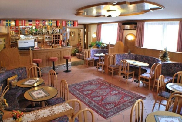 HOTEL S POLOPENZÍ 5 KM OD SJEZDOVKY