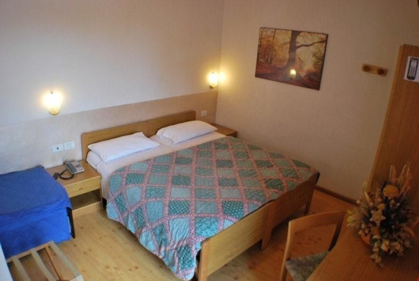 HOTEL S POLOPENZÍ 5 KM OD SJEZDOVKY