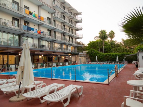 Wave Hotel **** - Acireale - Sicílie