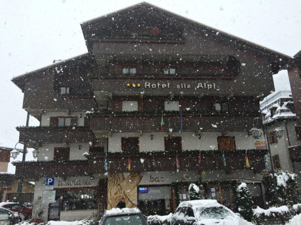 HOTEL S POLOPENZÍ ITÁLIE